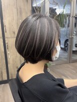 ヴィフ 大船(VIF)&nbsp;ハイライトカラー/ケアブリーチ/ダブルカラーショートボブ大船