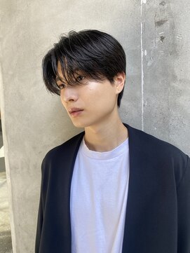 フィフス 栄(fifth) ニュアンスパーマ無造作センターパートツーブロック栄