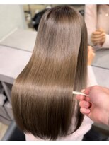 キュア 表参道(CURE) 黒髪/グレージュカラー/ココアベージュ/ヘルシーロング/表参道