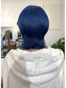 ヨー(Yoh-) 【ショートウルフ/佐々木慧介】ブリーチカラー/ブルーヘア