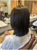 切りっぱなし外ハネミディ