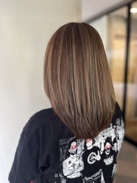 シュク 高円寺(SYUK) ハイライト/アッシュベージュ/レイヤーカット【SYUK 高円寺】