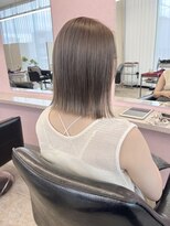 マティー(MATTY)&nbsp;ぷつっとbob×ミルクティーグレージュ