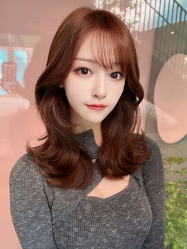 クム(kumu) 【kumu】くびれミディ/韓国風レイヤー/栄/ 名古屋/20代/30代