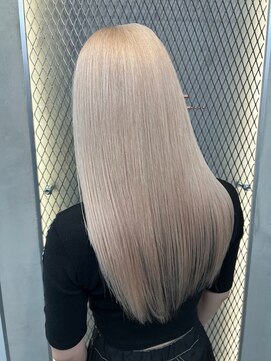 スリーバイベルベット(THREE...by velvet) ブロンドベージュ♪ブリーチカラー#髪質改善#オージュア