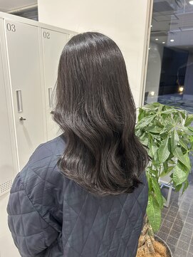 ダークブラウン