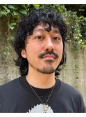 オン眉ウルフくせ毛カット