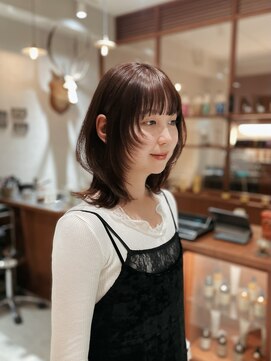 ウツギ(UTSUGI) ミディアムレイヤー×チョコレートブラウン