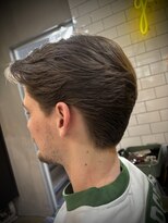 フランクスバーバーリザーブ 人形町店(FRANK’S BARBER RESERVE)&nbsp;MEN’S HAIR/サーフカール/刈り上げセンターパート/人形町
