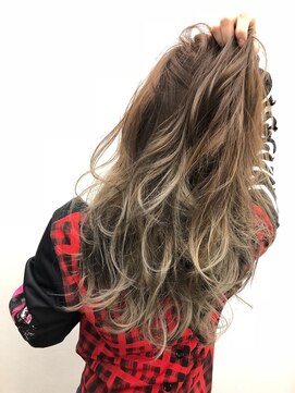 ラブレア(La Brea) ハイグラデーションアッシュ