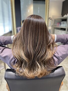 ノア ヘアメイク(Noa hair make) ■エアリーミディ バレーヤージュ エアリーカール