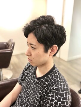 アンプリュス リアン(1+ Unplus lien) 好印象アップバングクセ毛風ショートパーマ/亀戸