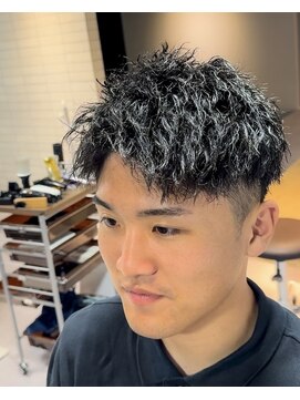 シード(SEAD) 無造作ソフトツイストツーブロアップバング