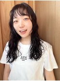 黒髪 × ふんわりパーマ