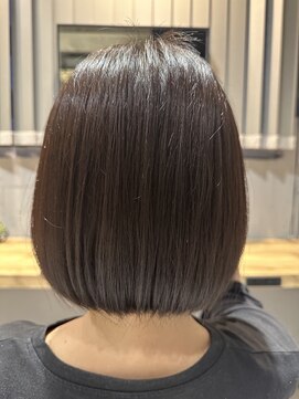 オペラバイジーナ(OPERA by ZINA) 丸みボブ