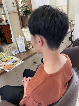 コアフィールフィス(COIFFURE fils) 【見附　今町】清潔感　動きのあるマッシュスタイル