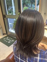 コーシェリ(Koselig)&nbsp;セミロングスタイル