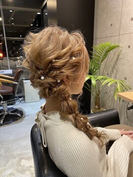 エニル(ENYL) ゆるふわ玉ねぎマーメイドヘア