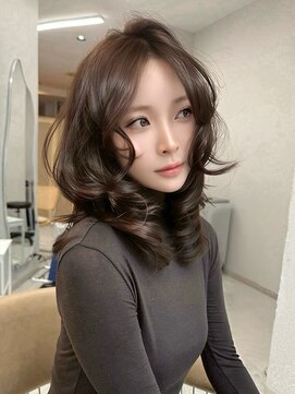 天神美容室 【KASUMI天神美容室】ミディアムレイヤー マロンブラウン
