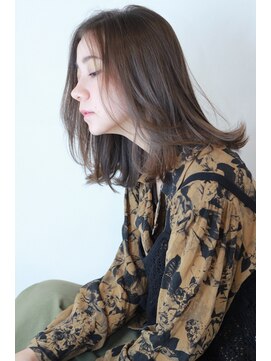 ラグゼ(Luxe) サラリとおしゃれなミディ