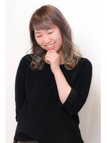 リット(Litt)&nbsp;（合計ブリーチ数２回以上）バレイヤージュ　グレージュ