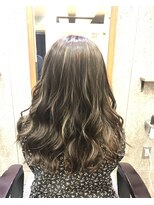 フィックス ヘアー(FIX hair) スモーキーアッシュ3D/ハイライトカラー/プラチナアッシュ