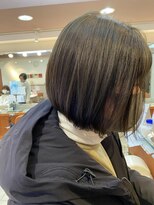 テトラ バイ ネオリーブ 横浜西口店(tetra by neolive)&nbsp;切りっぱなしミニボブ☆ダークカラー