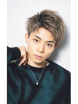 グラム 高田馬場(glam) ハイトーン×パーマ風ショート