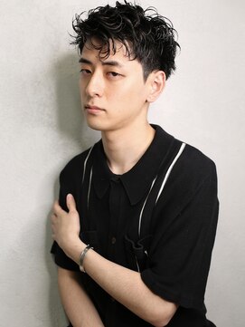 バース(BIRTH) 天神【BIRTH】ネイビーブラック×束感パーマ　7