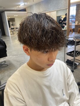 ニアウ 伊勢崎連取店(Niau) メンズマッシュツイストスパイラルパーマ