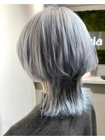 アトリア 横浜(Atria)&nbsp;ホワイトシルバーウルフ