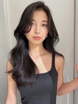 トイ(TOI) 上品な韓国風ロングフェイスレイヤーカット/グレーブラック
