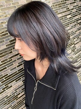 ヘアーアトリエ ラフェル(hair atelier Rafel) くびれミディアム　ナチュラルウルフ　ブルーメッシュ