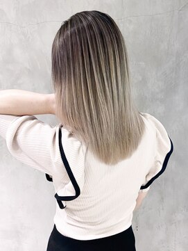 シオン(shion) ミディアム美髪顔周りレイヤー_ba333921