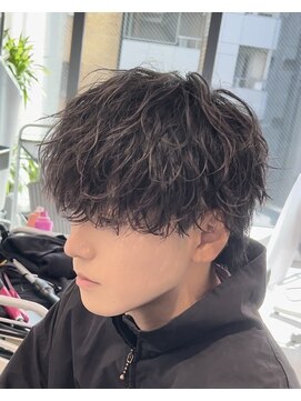 ロウ 銀座(RAW) ほつれ波巻きパーマ　メンズパーマ