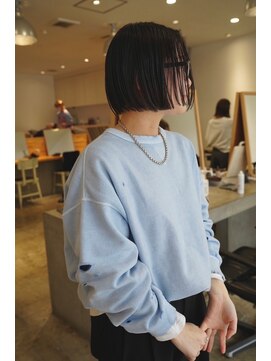 ネイビー チャムズ 久留米(NAVY chums) 【ボブ/ダークトーン/ミニボブ/30代/福岡久留米】