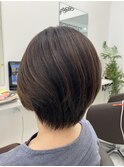 ショートボブ