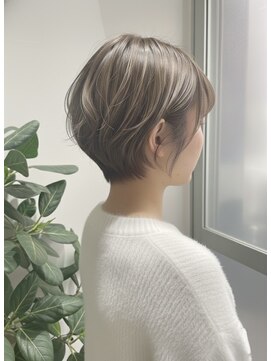 大人可愛い20代30代40代小顔ひし形ショートボブ丸み前下がり