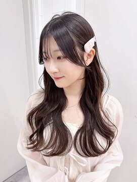 アルバム 池袋(ALBUM) 顔周りレイヤーおくれ毛前髪カットロング_F1172