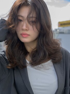 トローノ 栄(TRONO) 顔周りカット アッシュ 韓国ヘア 前髪カット 透明感カラー