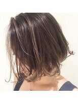 チクロヘアー(Ticro hair) ticro大石 ハイライトグレージュ ボブ