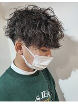 コロ(COLO)&nbsp;MEN’S HAIR/ブルーブラック/フェザーパーマ/吉祥寺