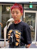 赤髪ショートヘア