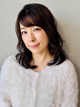 リンネ(Lin'ne) 大人のふんわりミディ