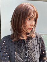 ホフ 大阪心斎橋店(F.O.F)&nbsp;ベージュインナーカラーショートボブレイヤーミディアム前髪