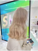 ブロンドベージュ
