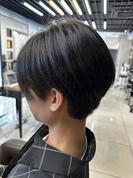 レイフィールド 長嶺店(RAY Field) 前下がりマッシュショート