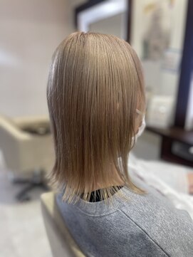 アイズウェスト(I's WEST) ハイトーンカラー/ホワイトベージュ/ブリーチカラー