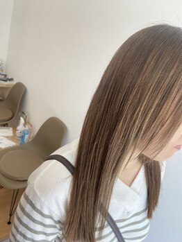 グラマジック(GlaMagic)の写真/ケアにこだわりあり◎髪の毛に残留したアルカリを取り除くメニューを用意しております。お気軽にご相談を！