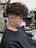 イーラ(era) スペインカールスパイラルパーマメッシュ平巻き波巻きパーマ